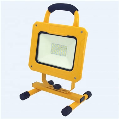 Floodlight Rechargeable LED li jinġarr